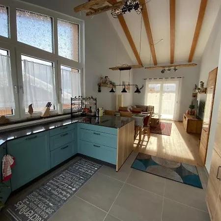 Moderne Kaminstube * 拉姆绍达赫斯坦